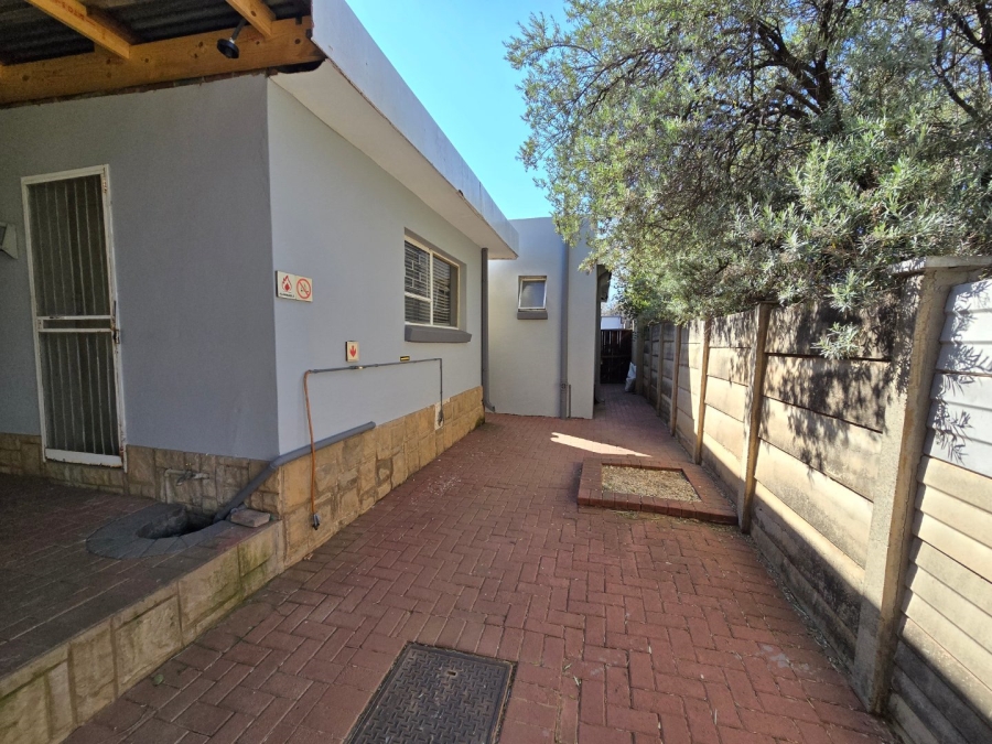 5 Bedroom Property for Sale in Universitas Free State